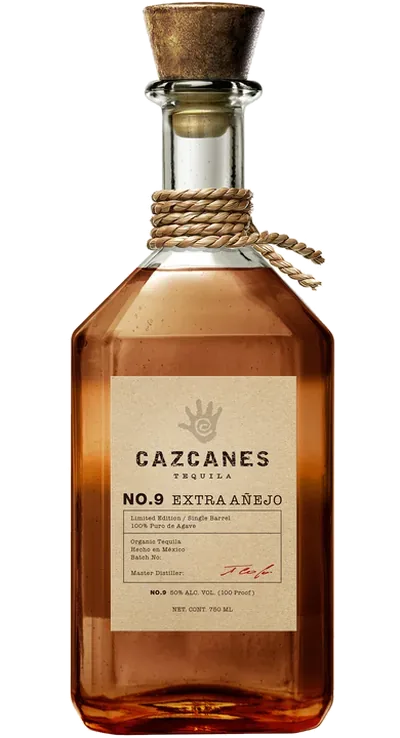 Cazcanes No. 9 Extra Añejo のボトル