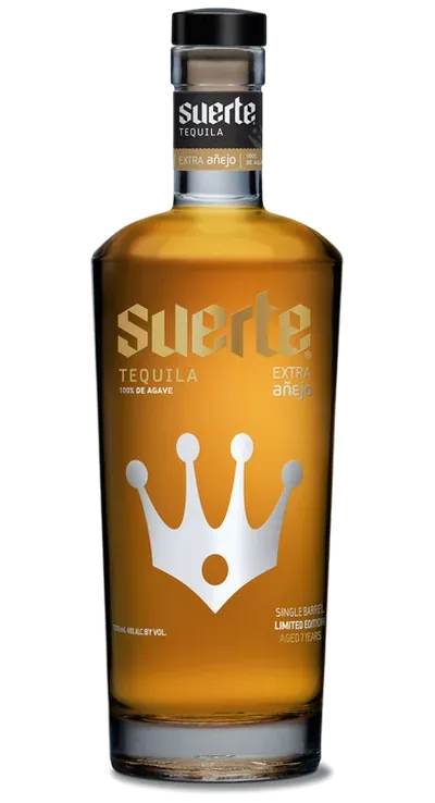 Suerte Extra Añejo Kings Crown Edition (2016) のボトル